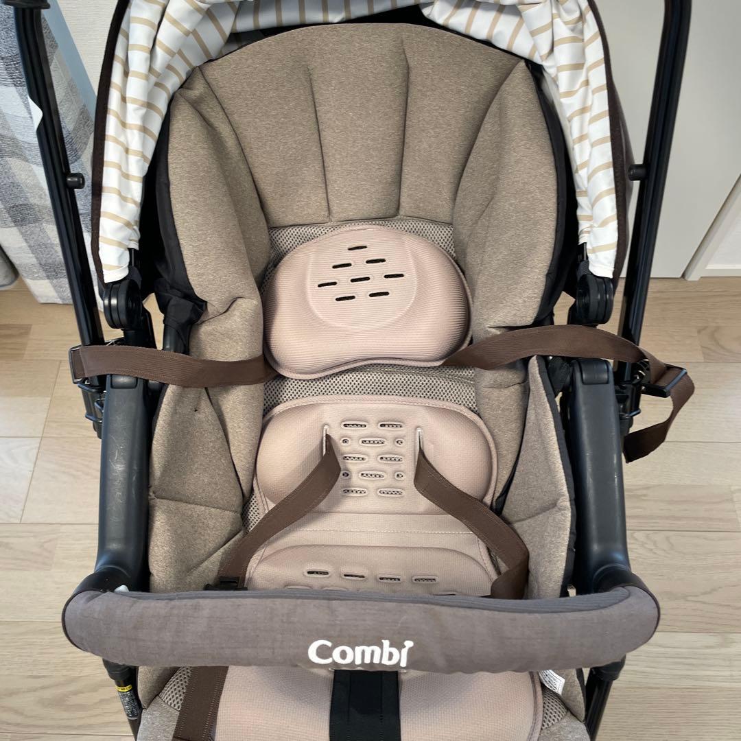 Combi 折りたたみ式ベビーカー スゴカルα 4キャスエッグショック