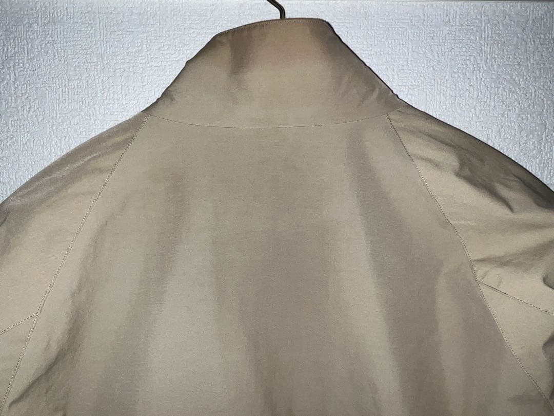 BARACUTA G9 ベージュ 38