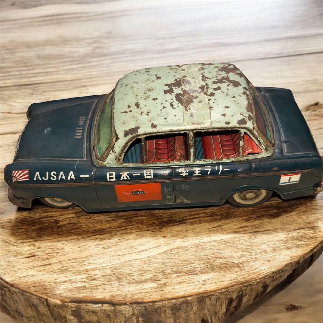 希少 ダットサン ブリキ AJSAA 学生ラリー ブリキ 全長約21cm 現状品