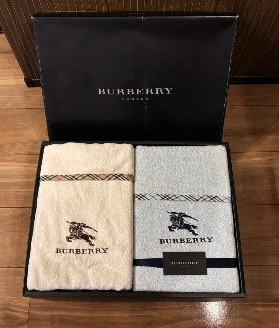 新品未使用　BURBERRYタオルシーツ2枚 ノバチェック柄
