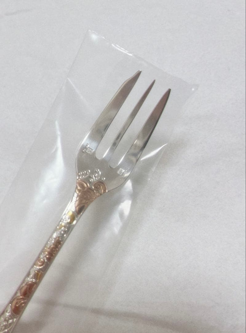 【未使用】クリストフル ジャルダンエデン ケーキフォーク イエロー/ピンク