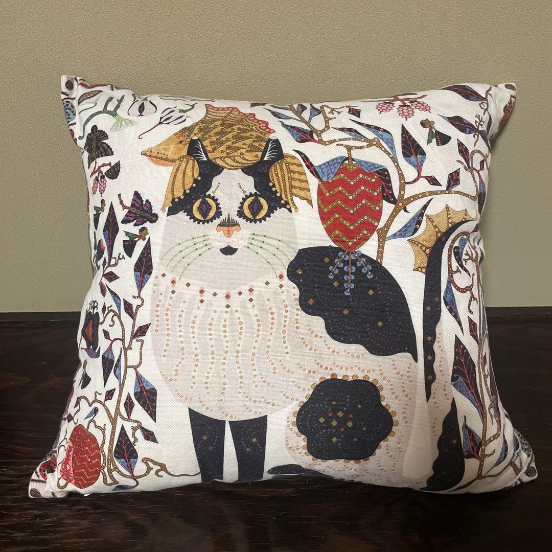 猫と植物のアートクッションカバー