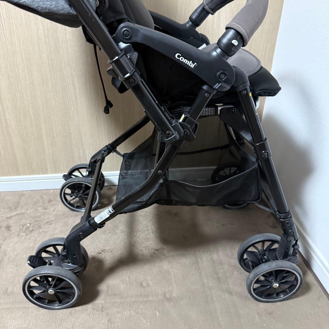 Combi コンビ　スゴカル　4キャスエアー　エッグショック　CG　限定