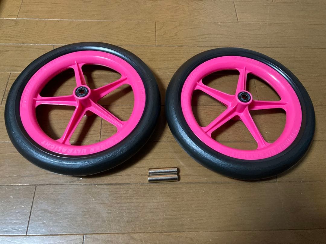 【最新最軽量ホイール】STRIDER ストライダータイヤゴム化エンジョイ　ピンク