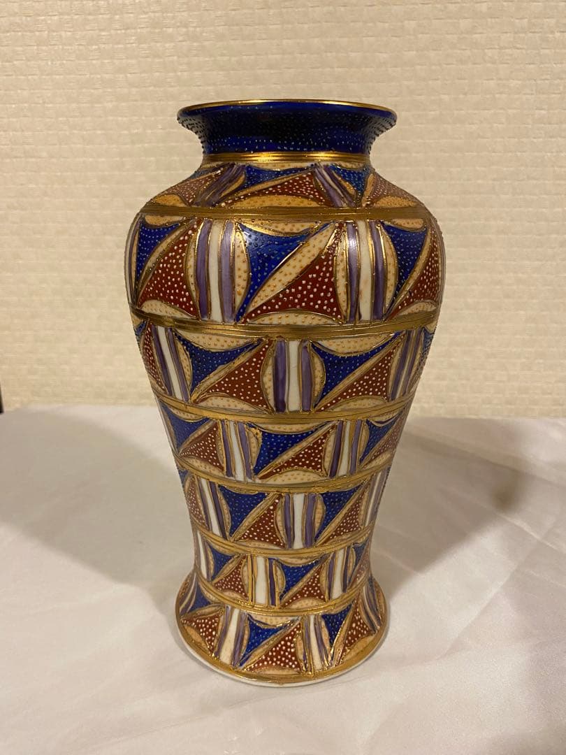 中国美術 色彩金欄赤粒青粒白粒