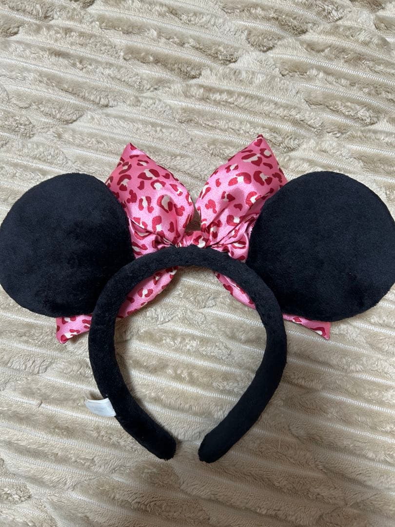 ミニー　カチューシャ ピンクヒョウ柄