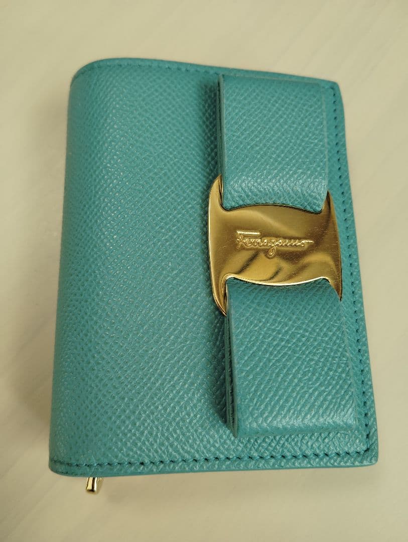 Salvatore Ferragamo ヴァラ リボン 二つ折り財布 ターコイズ