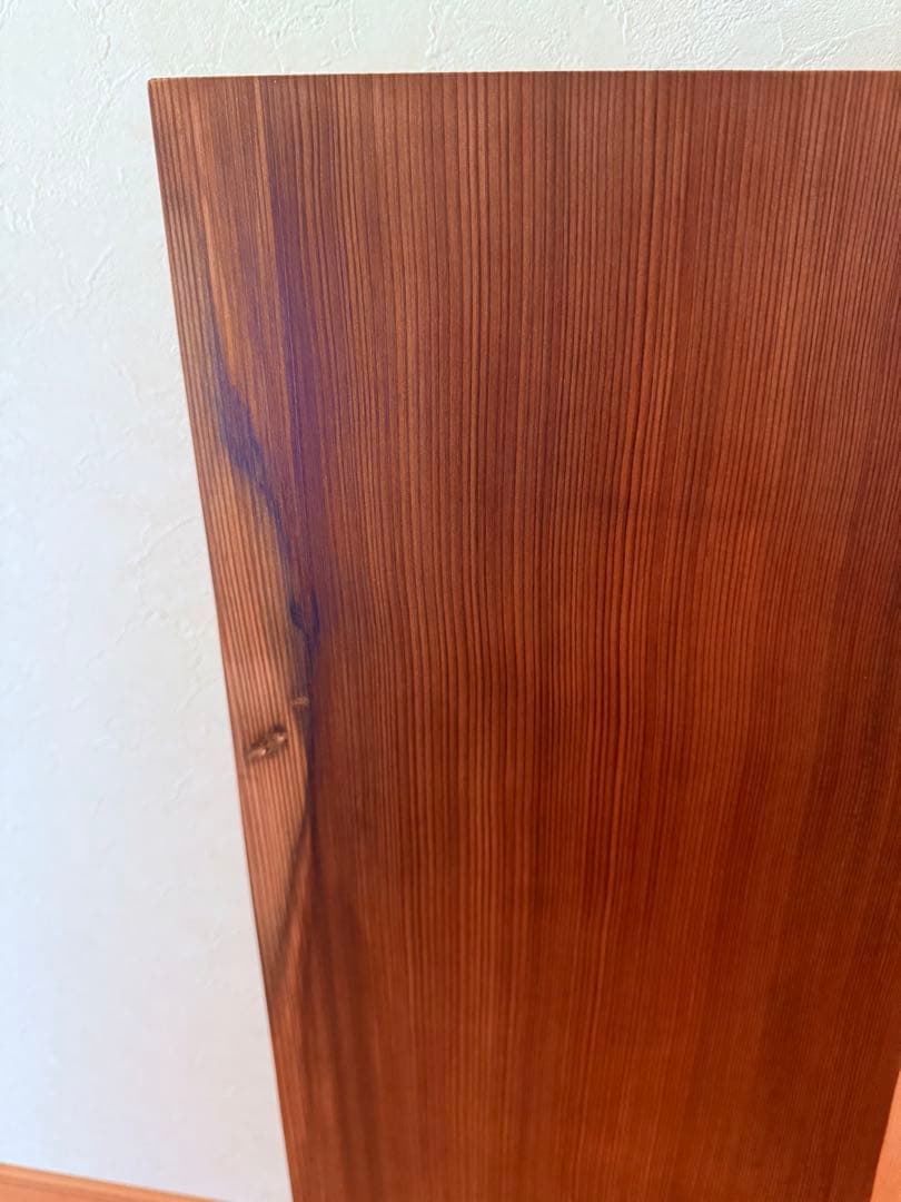 天然杉無垢の一枚板ナチュラルダークトーンローテーブル