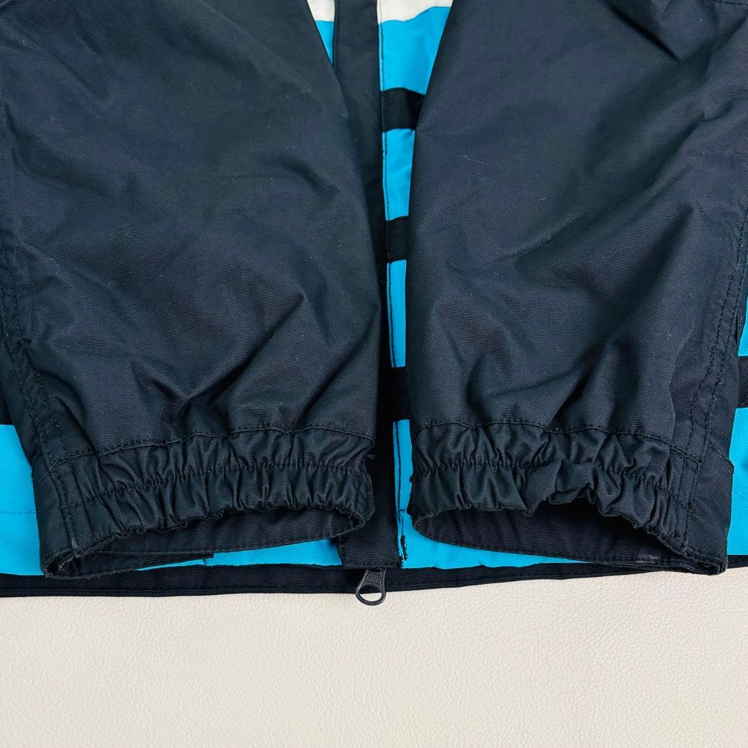 2470【極美品】686 スノボウェア 上下セット ジャケット パンツ 紫黒白青