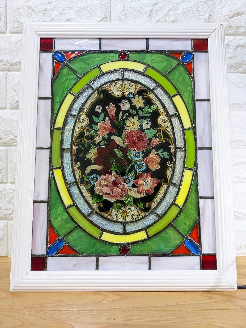 ステンドグラス　壁掛け　額付き　内部電球点灯付き