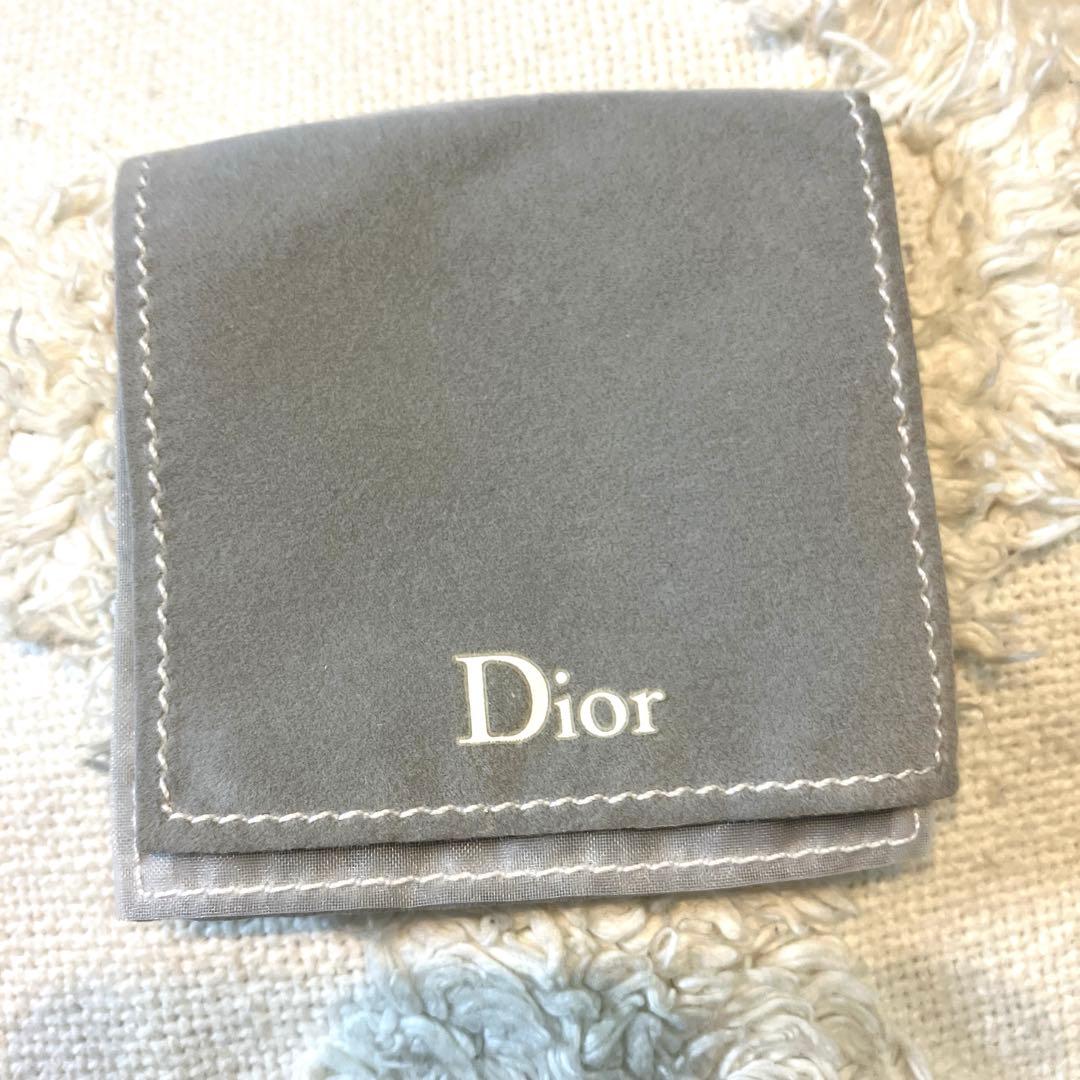 Dior ハートモチーフ ゴールドブレスレット