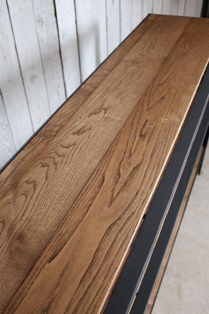 古いアイアンフレームと古材の収納棚　食器棚　オープンラック　靴棚　古家具