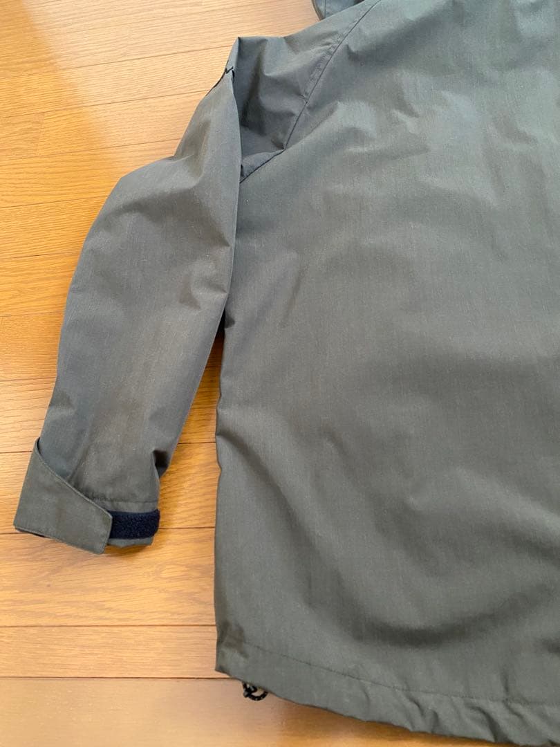 ヨシ　NANGA GrandPARK 別注 TAKIBI シェルブルゾン