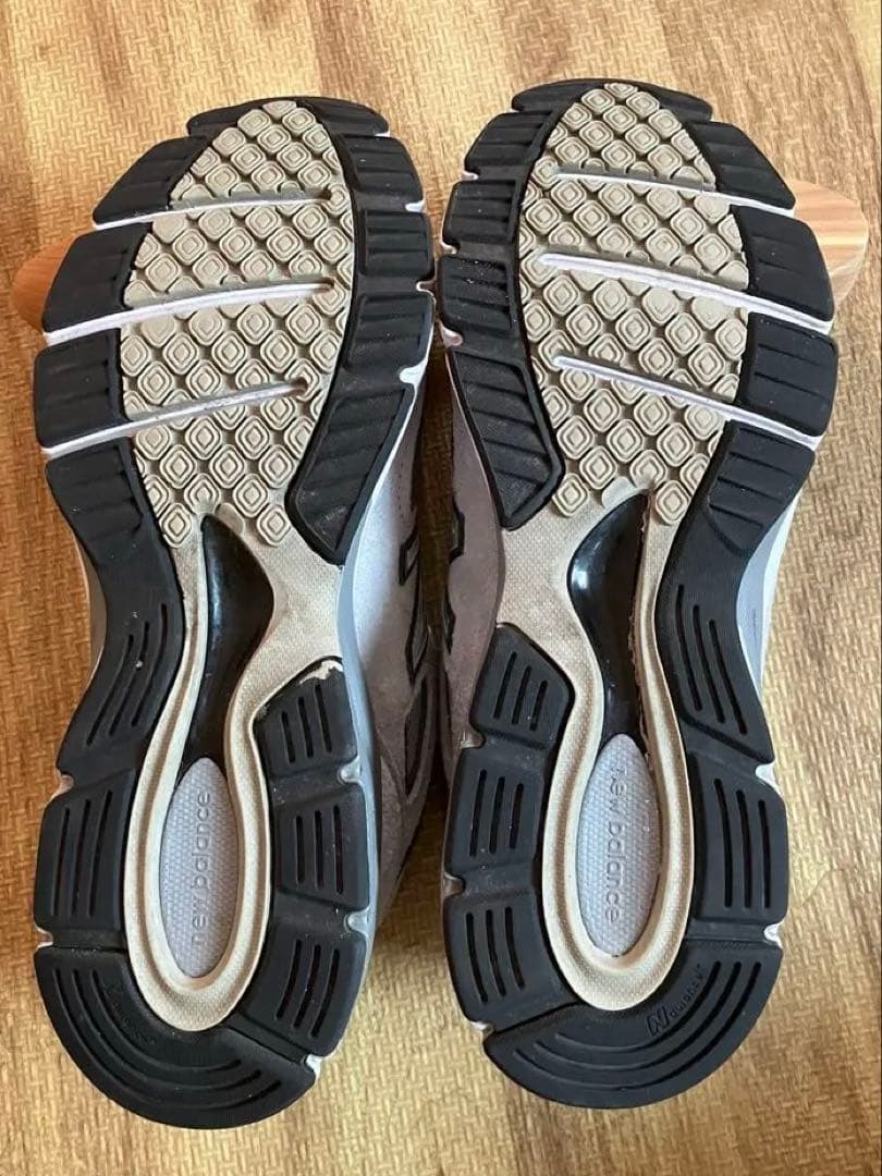 【値下げ中】【美品】M990VS4 new balance 990v4 28cm