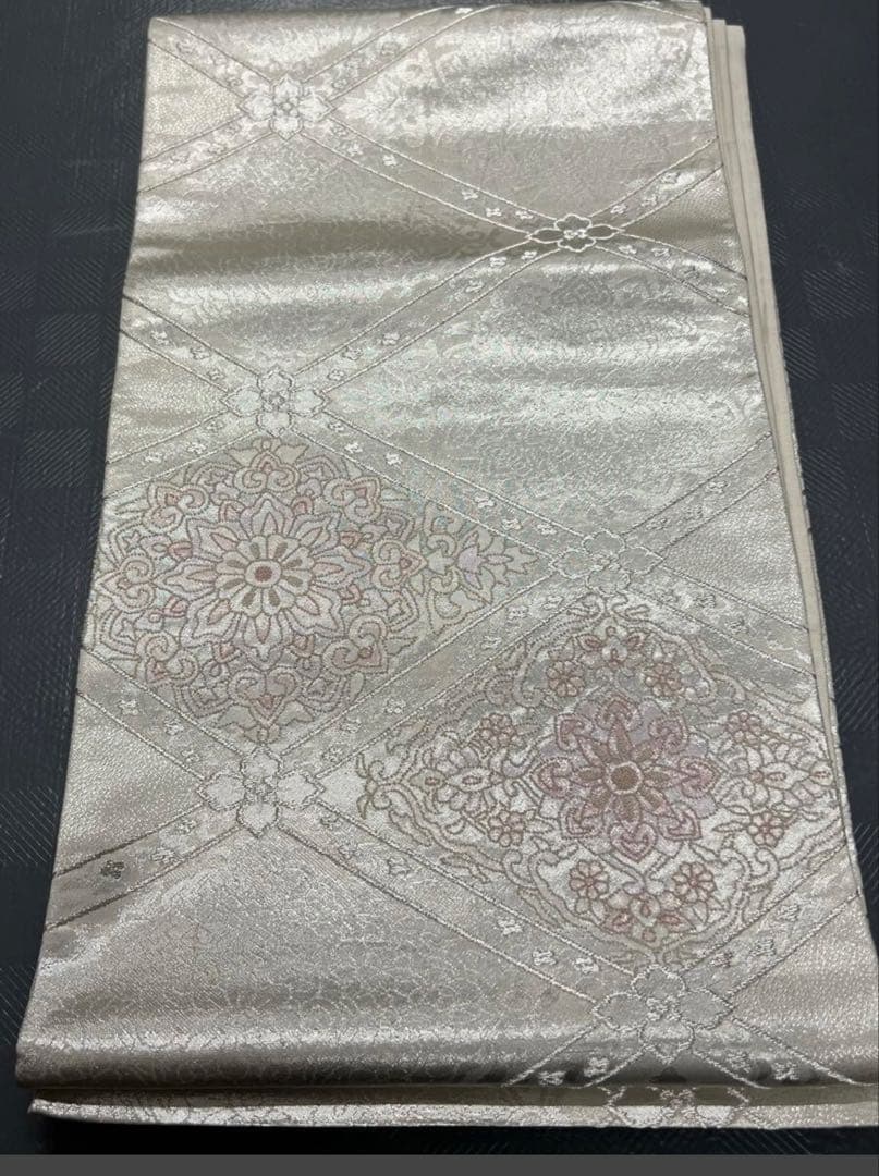 振袖 フルセット6点サイズM 絞り　御所車花文　暈し染め　金彩　正絹