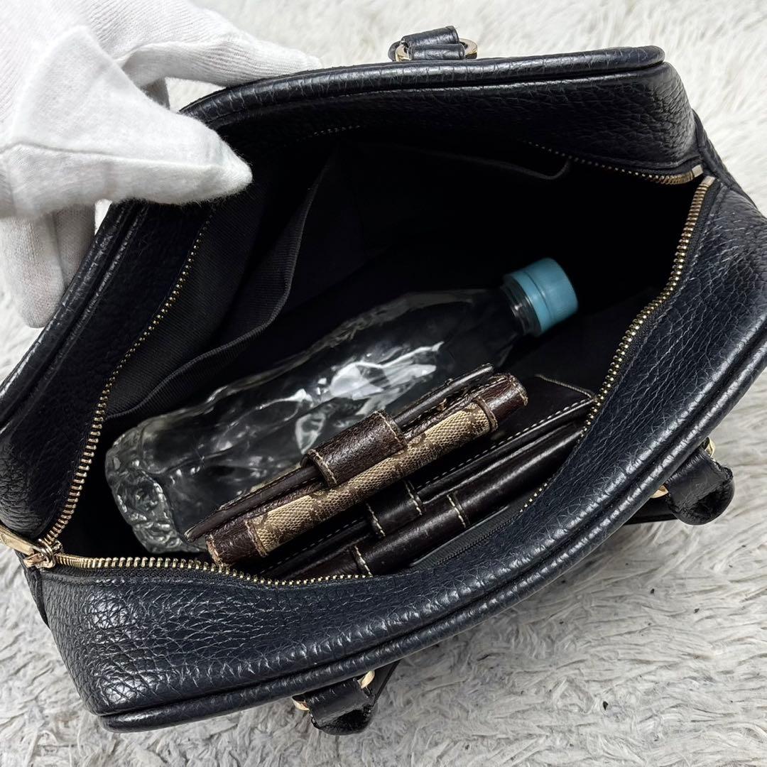 極美品 FURLA レザー トートバッグ シリ 肩掛け ロゴ金具 ファスナー 黒