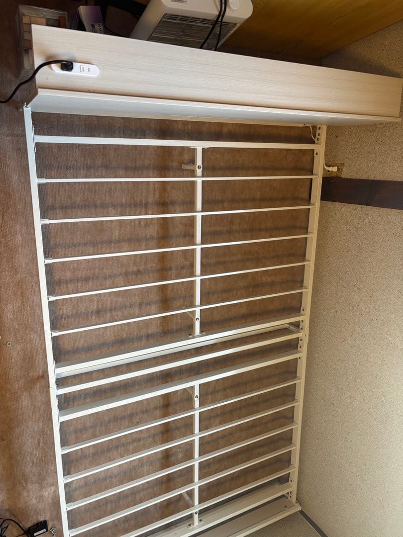 セミダブルベッドフレーム ホワイト スチール製