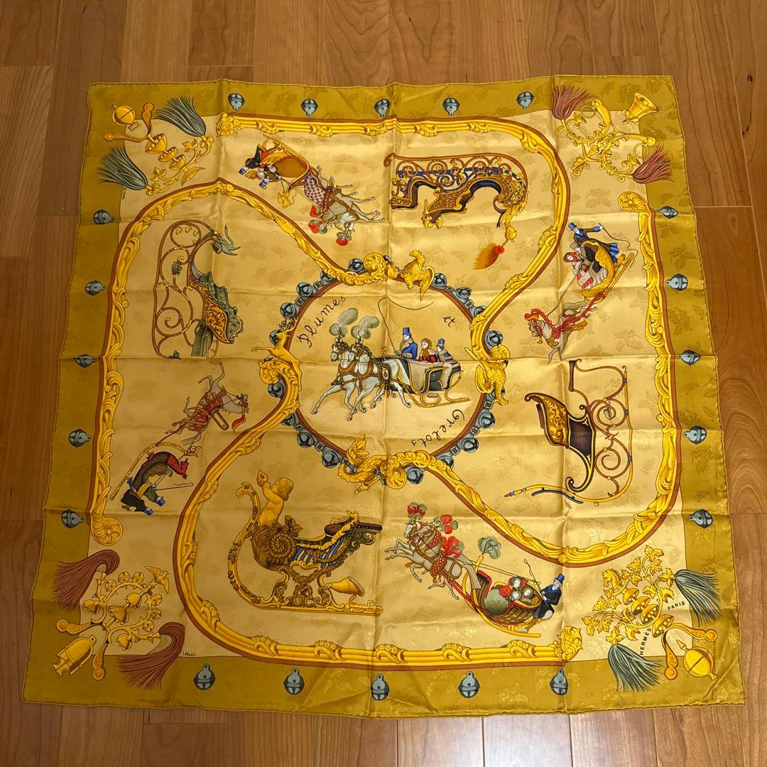 し*こ様 エルメス HERMES シルクスカーフ Plumes et Grelo