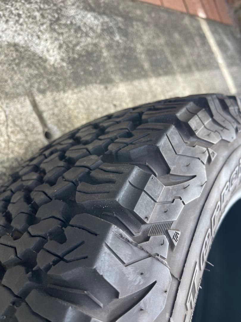 まだまだ使える！BFGoodrich オールテレーンタイヤ　225/65r17