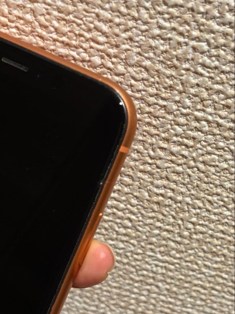 iPhone XR コーラル