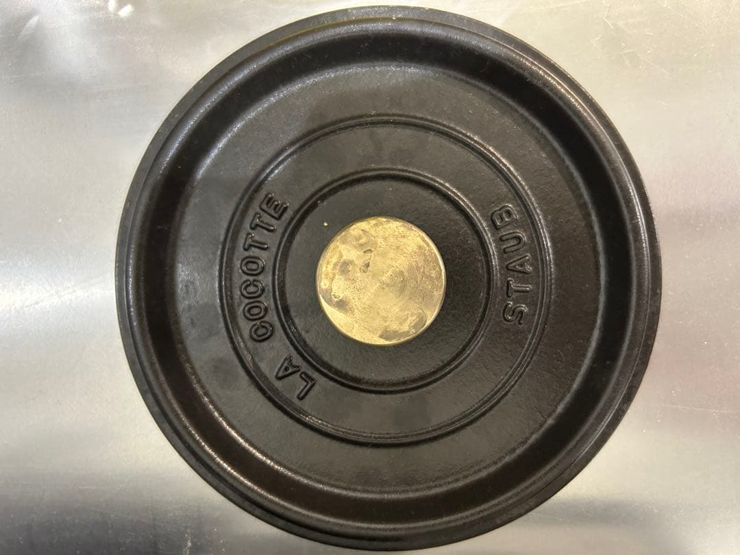 ストウブ　ココットラウンド18cm