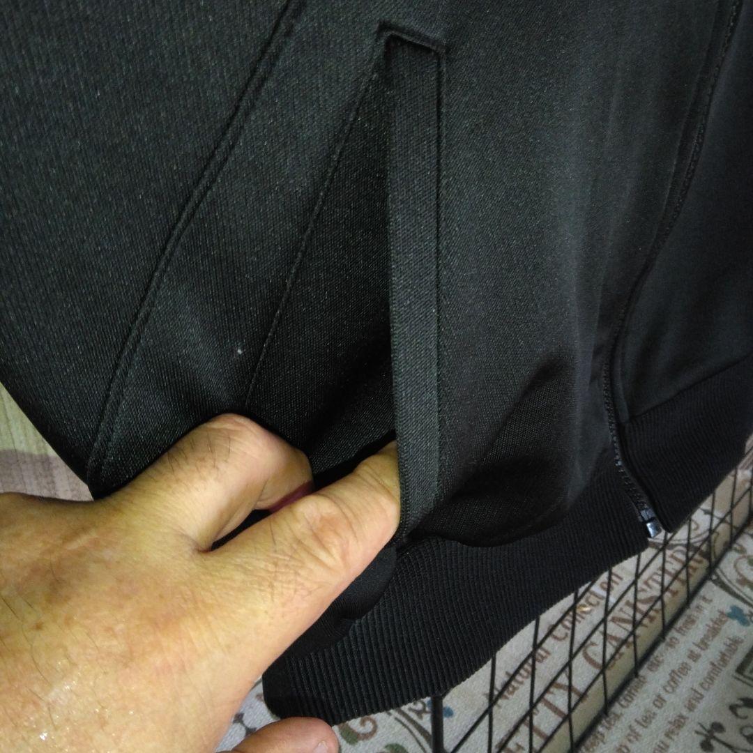 adidas ジャージ 黒/赤 ストライプ