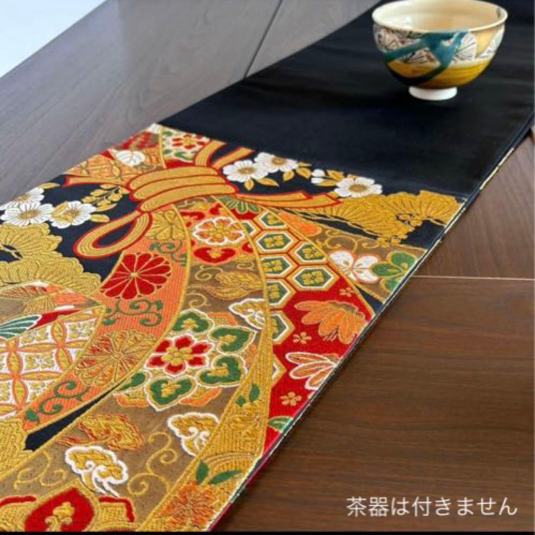 ✴テーブルランナー　兼　タペストリー　正絹　帯生地使用　熨斗　大　ハンドメイド