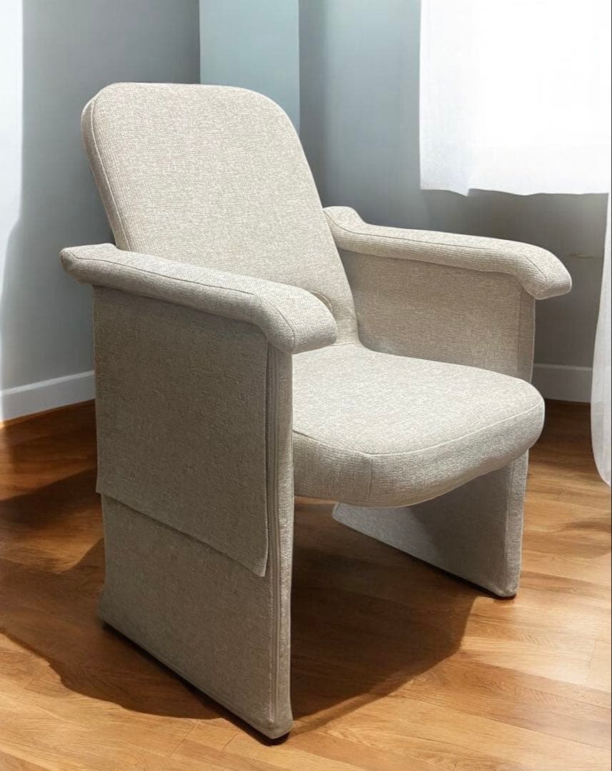 大川の家具職人によるWAソファ（和ソファ／和モダンソファ）の布張りアームチェア