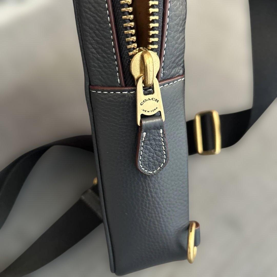 COACH ボディバッグ・ウエストポーチ