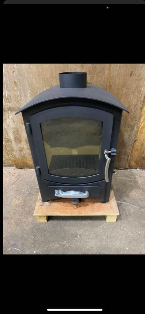 薪ストーブ　DL008 未使用　送料込み