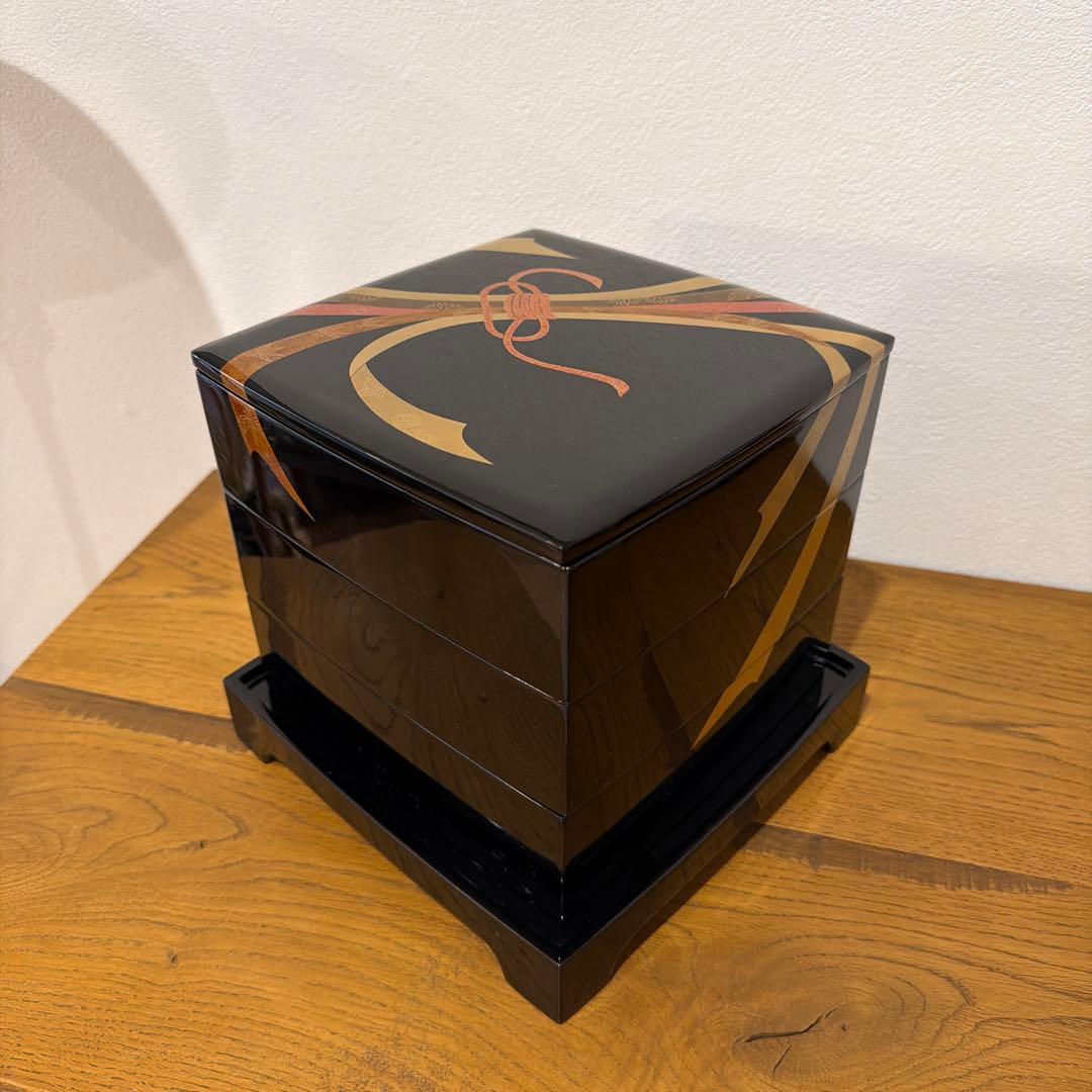 輪島塗 漆器 3段重箱 共箱・台座付き