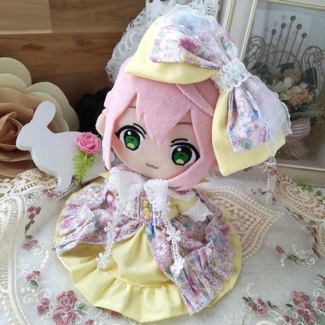 【世界で１着】エプロン付　４点セット　小花イエロー　ドレス　１６cm　ぬい服