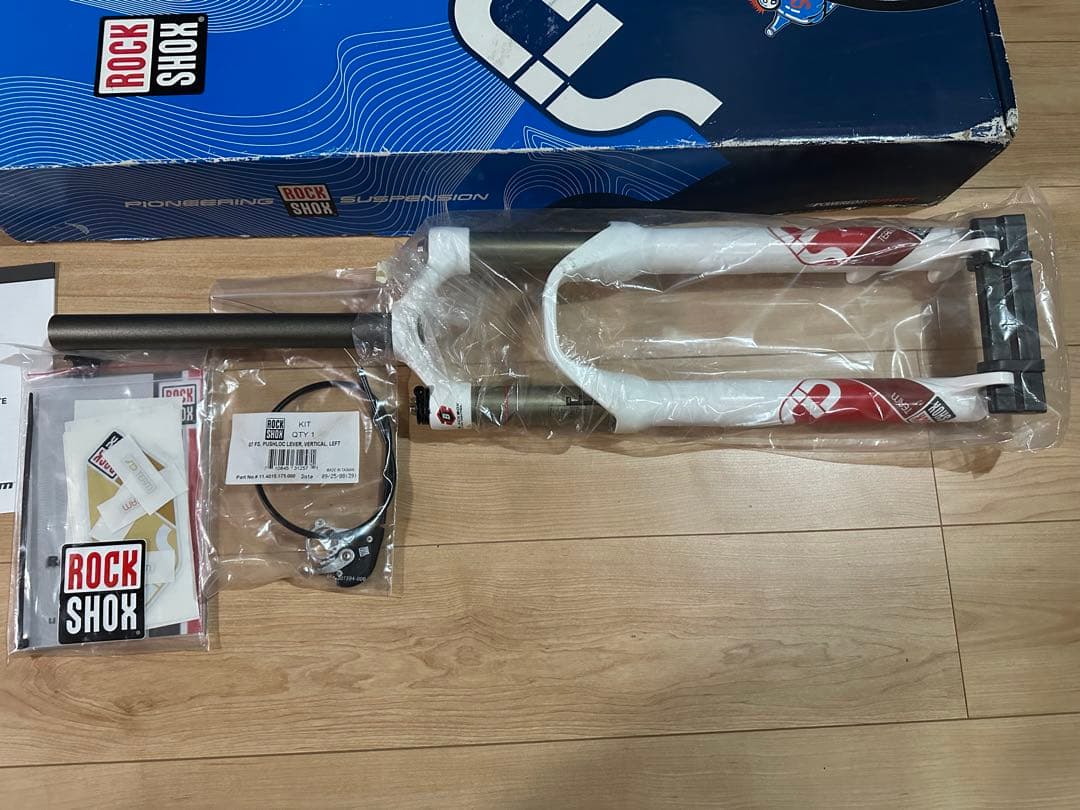 【新品未使用】ROCK SHOX SID TEAM サスペンション 26インチ