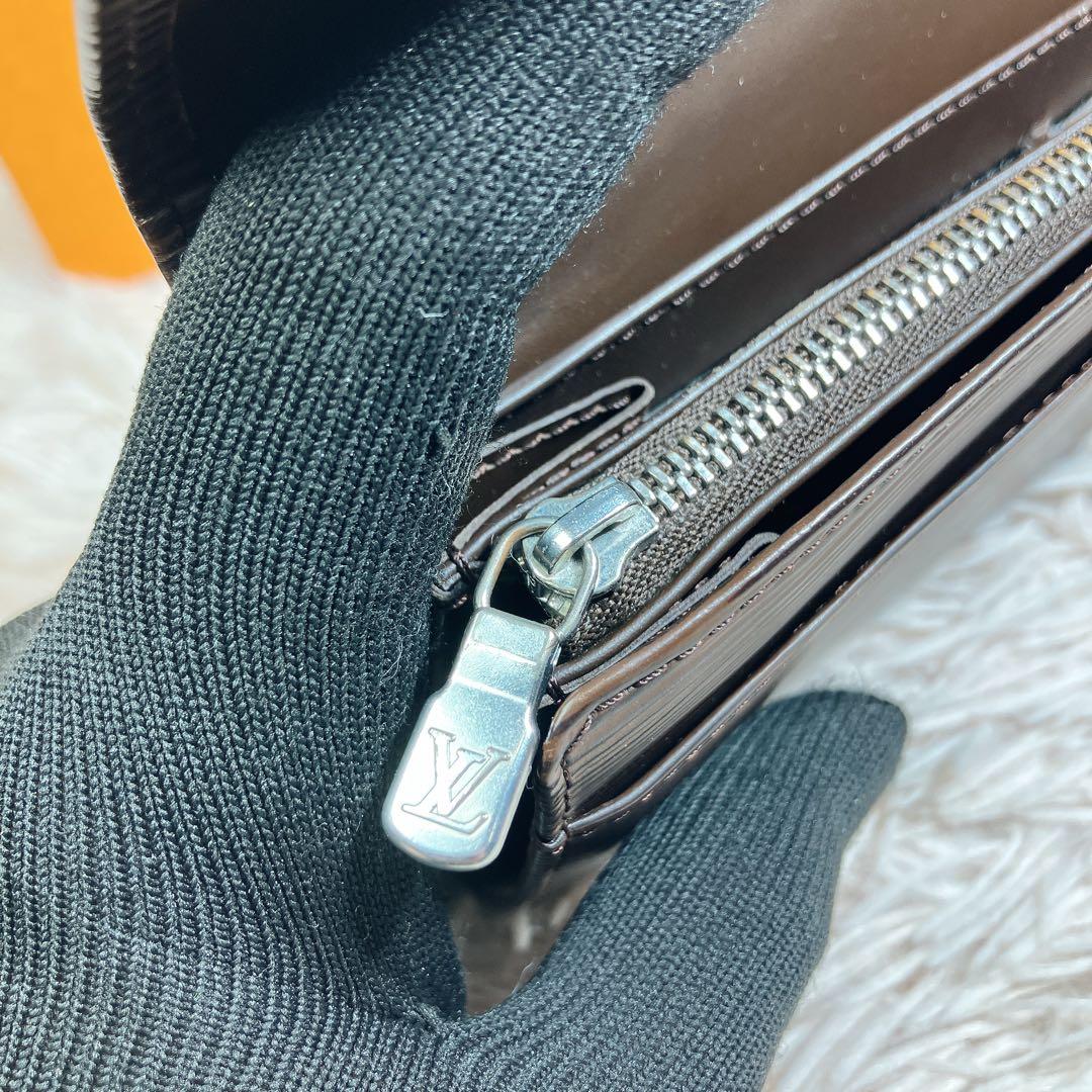 超美品 ルイヴィトン エピ ポルトフォイユ サラ ブラウン クレディ モネ