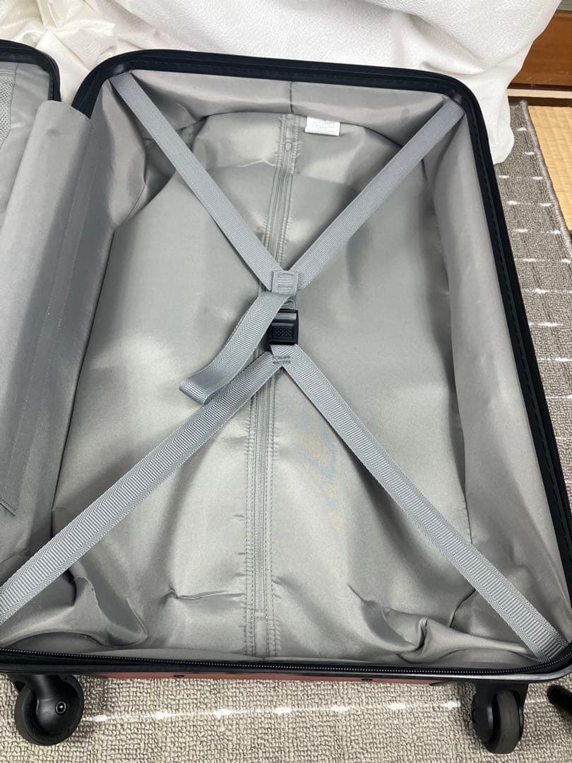 無印良品 ストッパー付き ハードキャリーケース 中型（60L） レッド