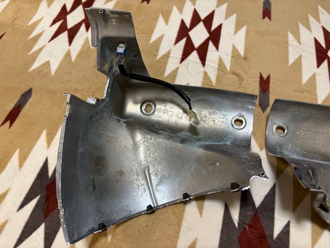 ハーレー ナセル　FLHR 2002年式 ロードキング ヘッドライトカバー