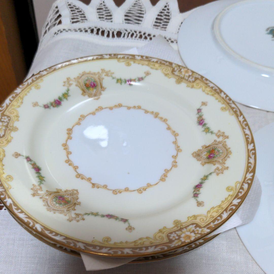 ノリタケの、ケーキ皿です、７枚あります。