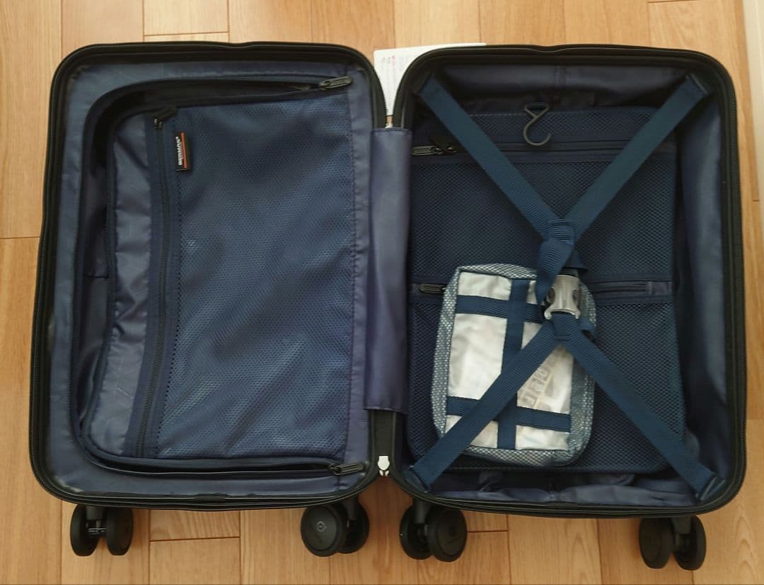 未使用 BERMAS キャリーケース No.60566 キャスターアップグレード