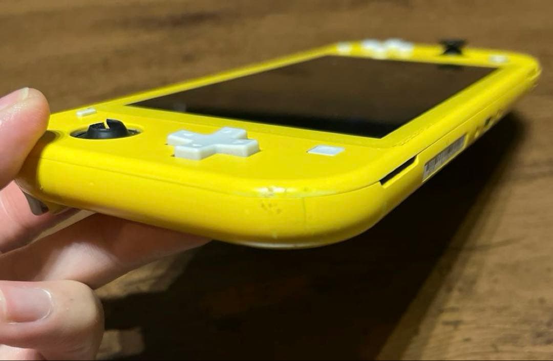 ジャンク品　Nintendo Switch Lite イエロー