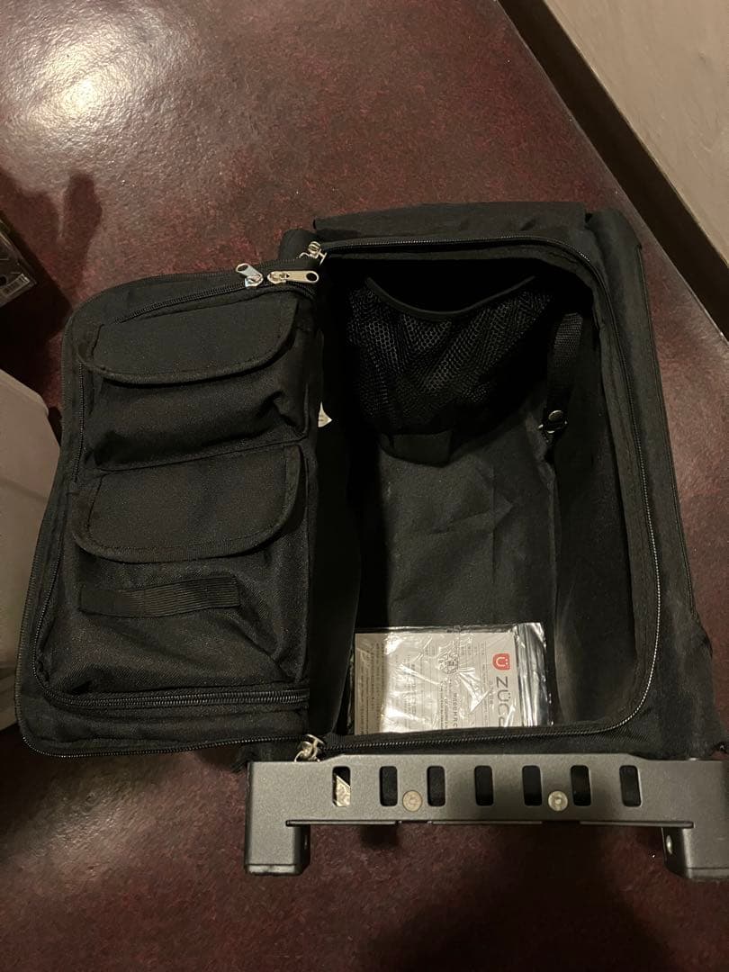 【夏旅に！】zuca 座れるキャリーカート【安値】