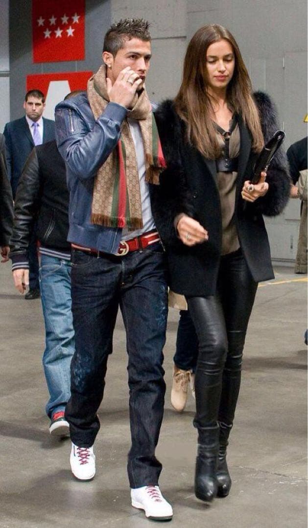 クリロナ愛用　Gucci マフラー ブラウン