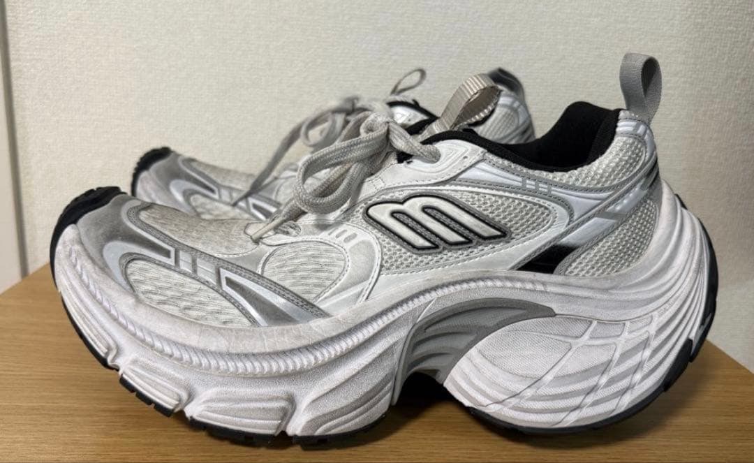 バレンシアガ　10XL 43 balenciaga