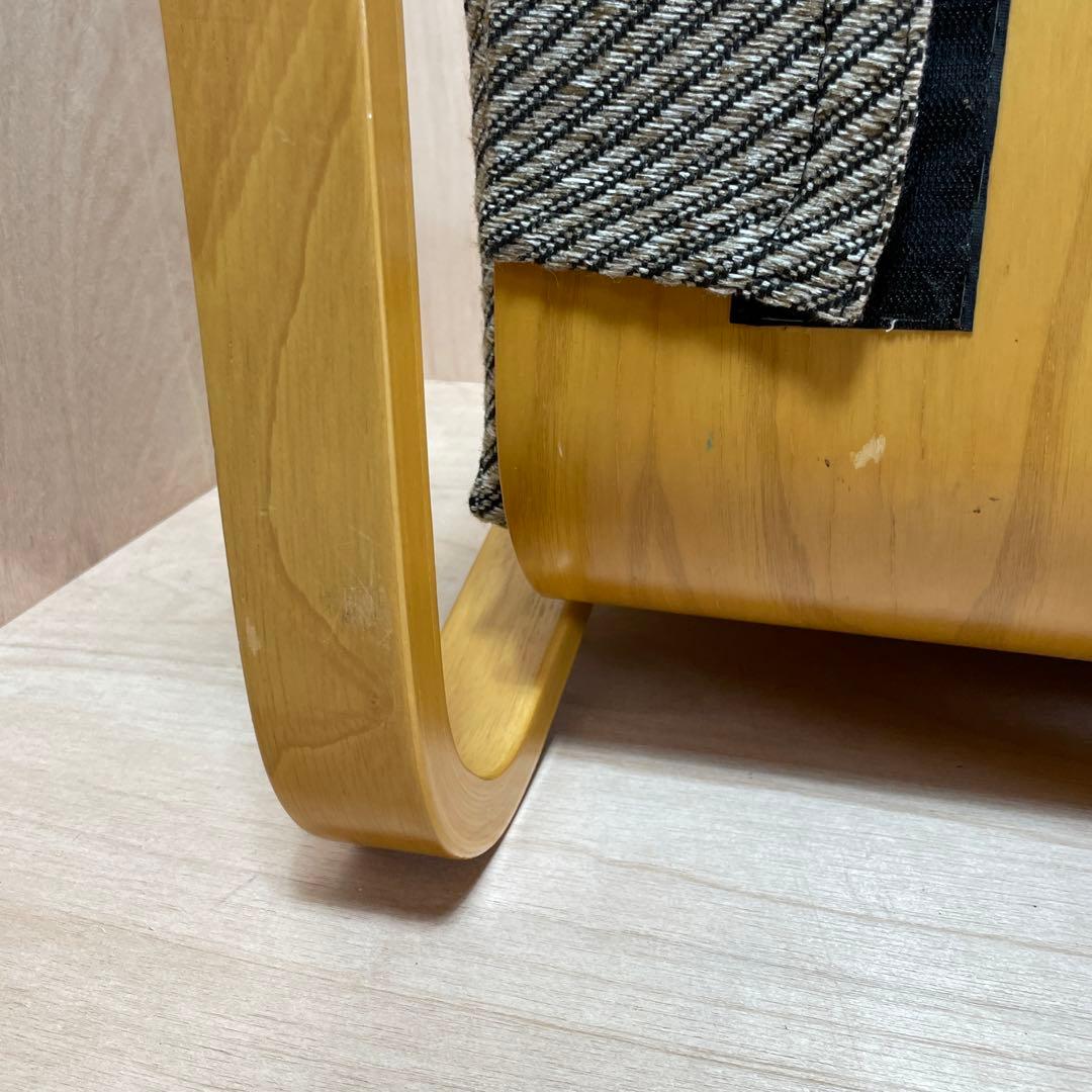 徳島県立工業技術センター　新日本木工　曲木　低座椅子　胡坐楽座椅子　腰痛防止