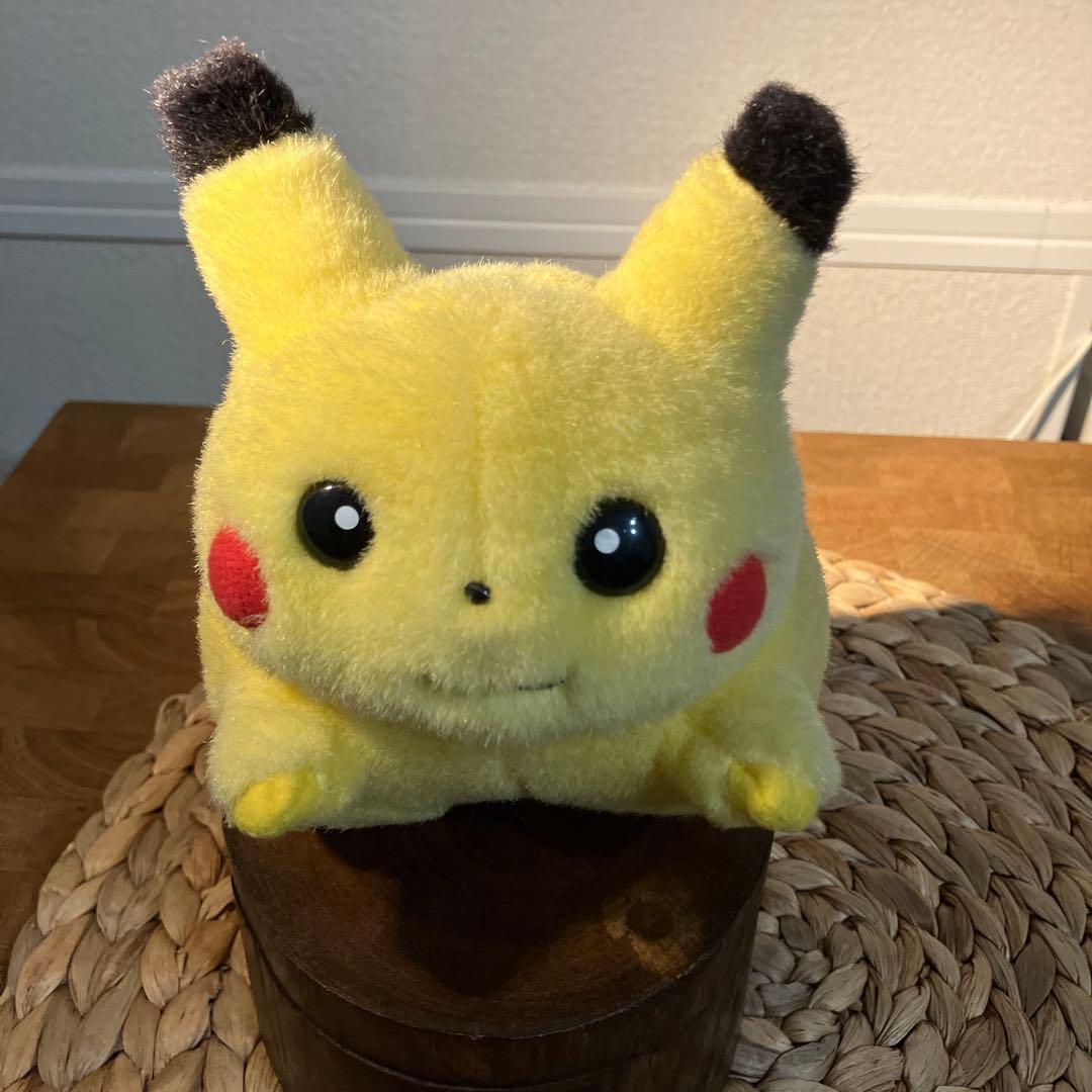 ピカチュウ　TOMY 初期　ずんぐり