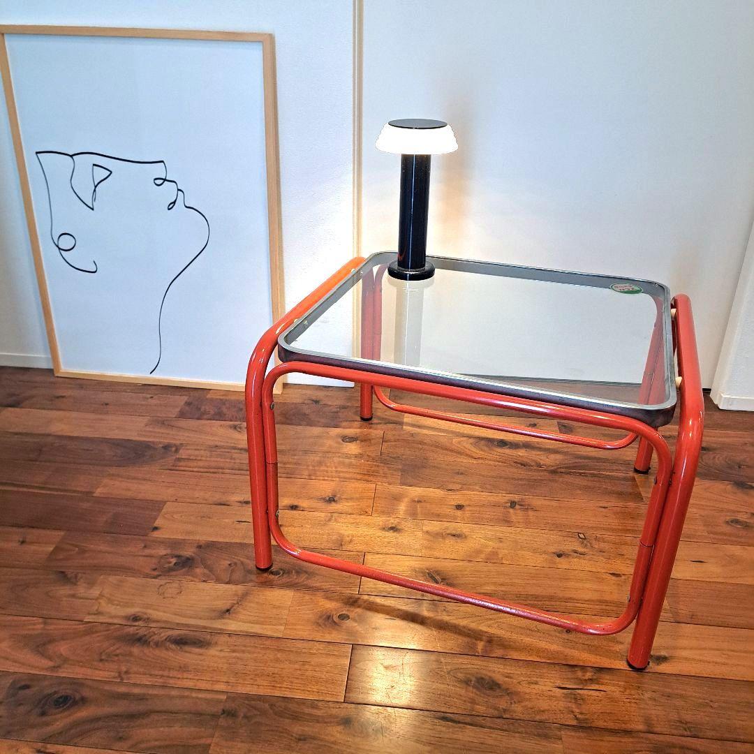 昭和レトロ　ミッドセンチュリー　ガラスアイアンテーブル　赤 強化ガラス天板
