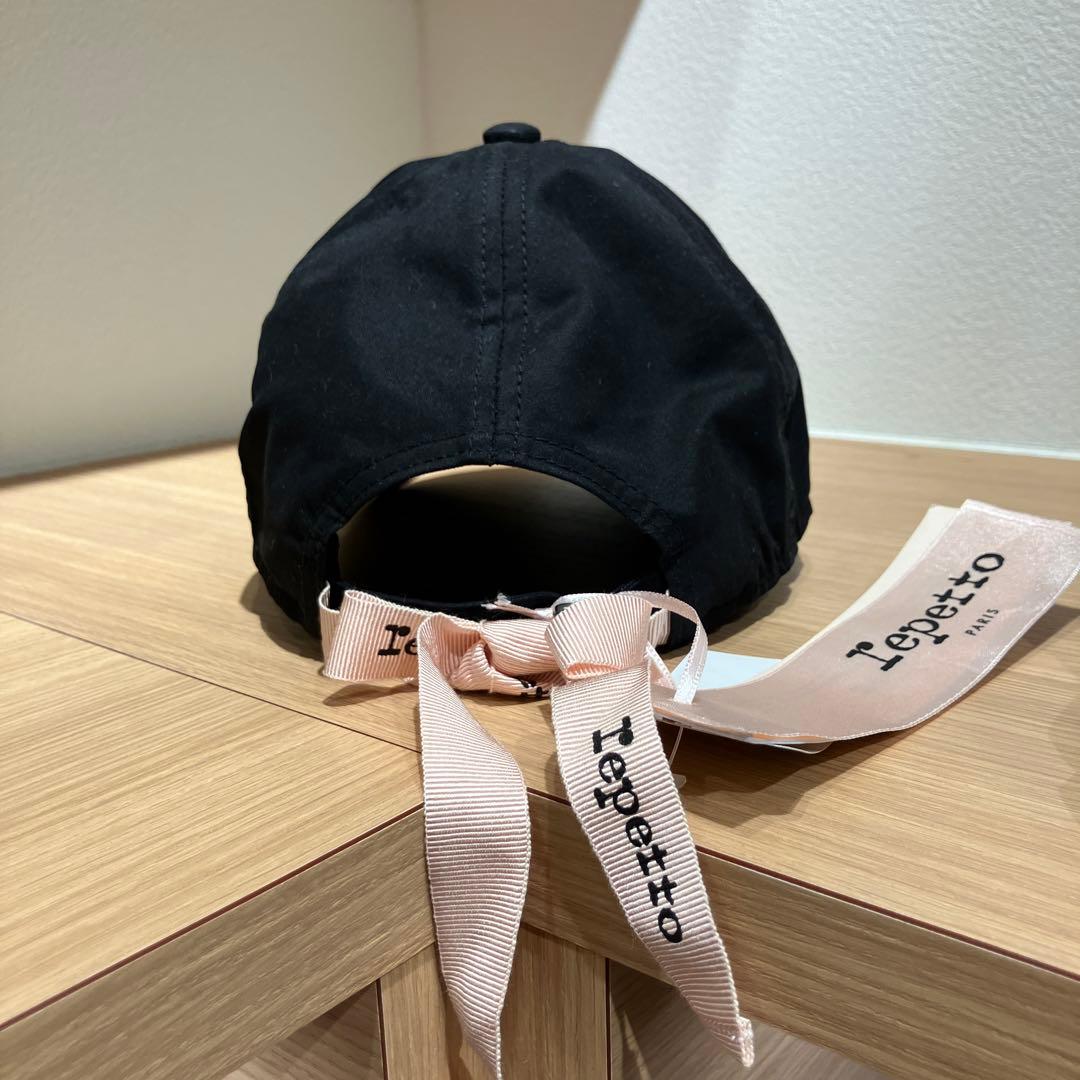 新品未使用Repetto レペットcap with ribbon キャップ