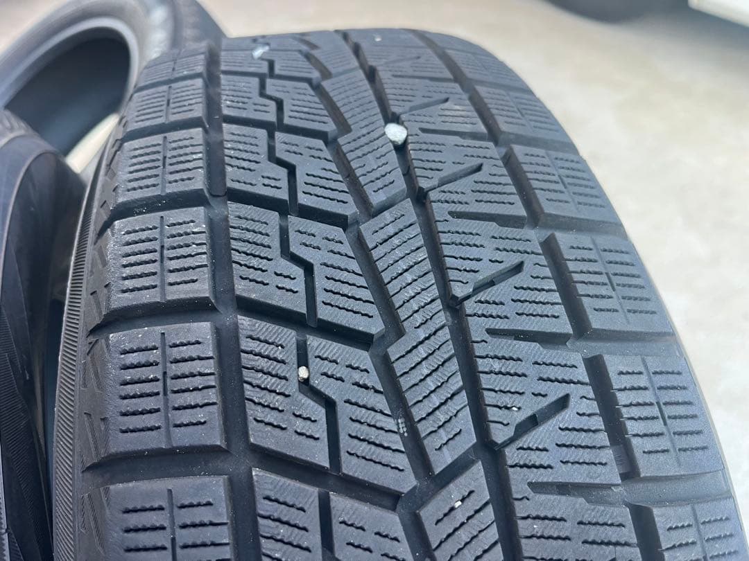 断捨離ケロロ 　205/60R16 ヨコハマ　スタッドレス