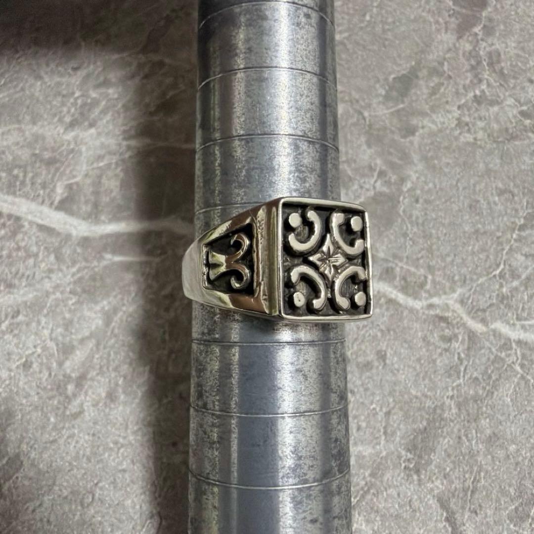 ヴィンテージ シグネットリング シルバー925 クロス装飾 16号 指輪 唐草