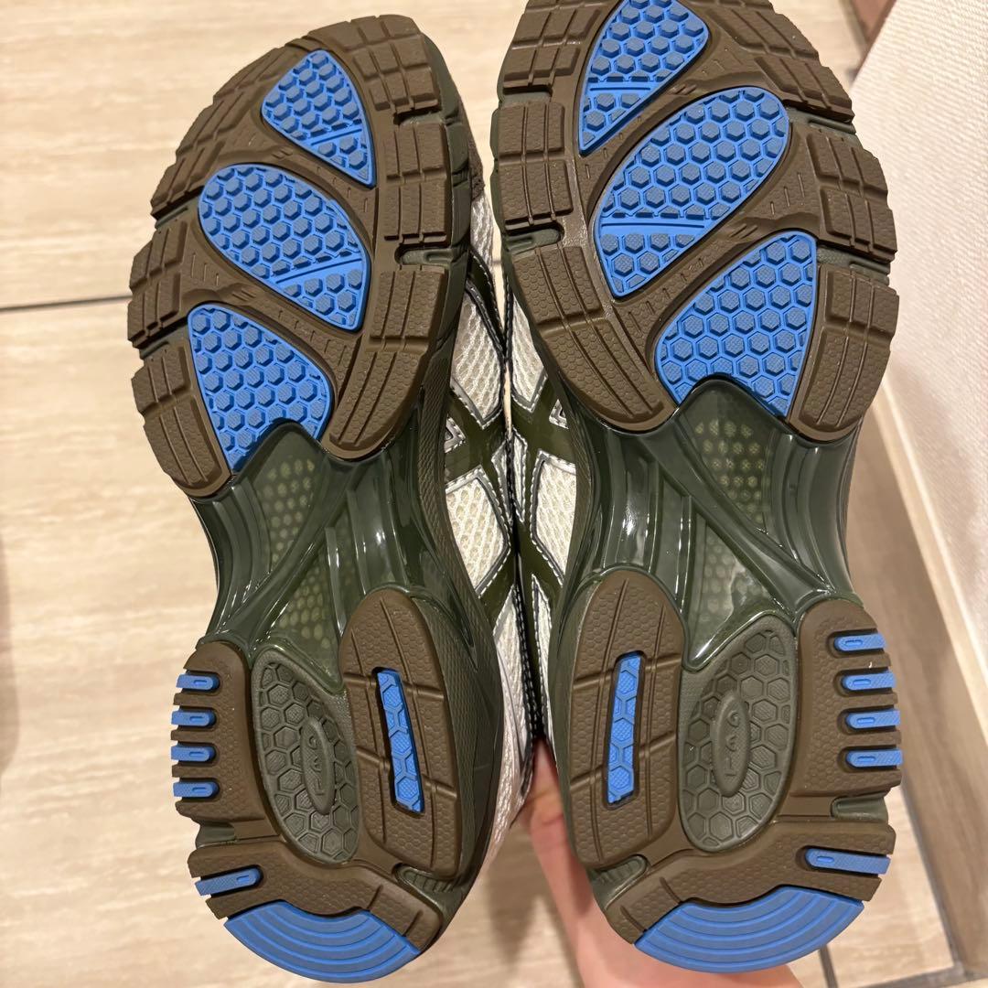 アシックス テンプテーションバケーション スニーカー 24cm ローカット