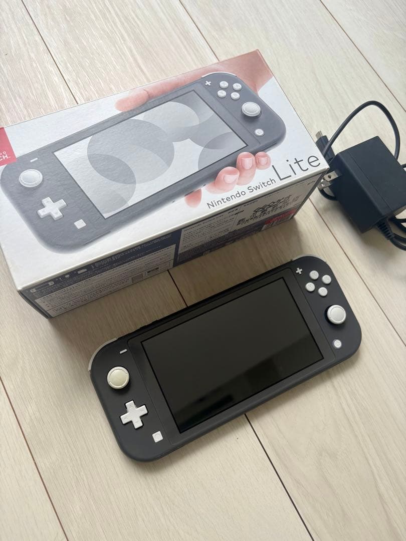 Nintendo Switch Lite グレー 本体 アダプタ 箱